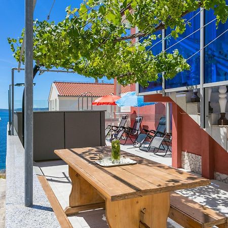Family Friendly Apartments With A Swimming Pool Businci, Ciovo - 11232 Trogir Extérieur photo