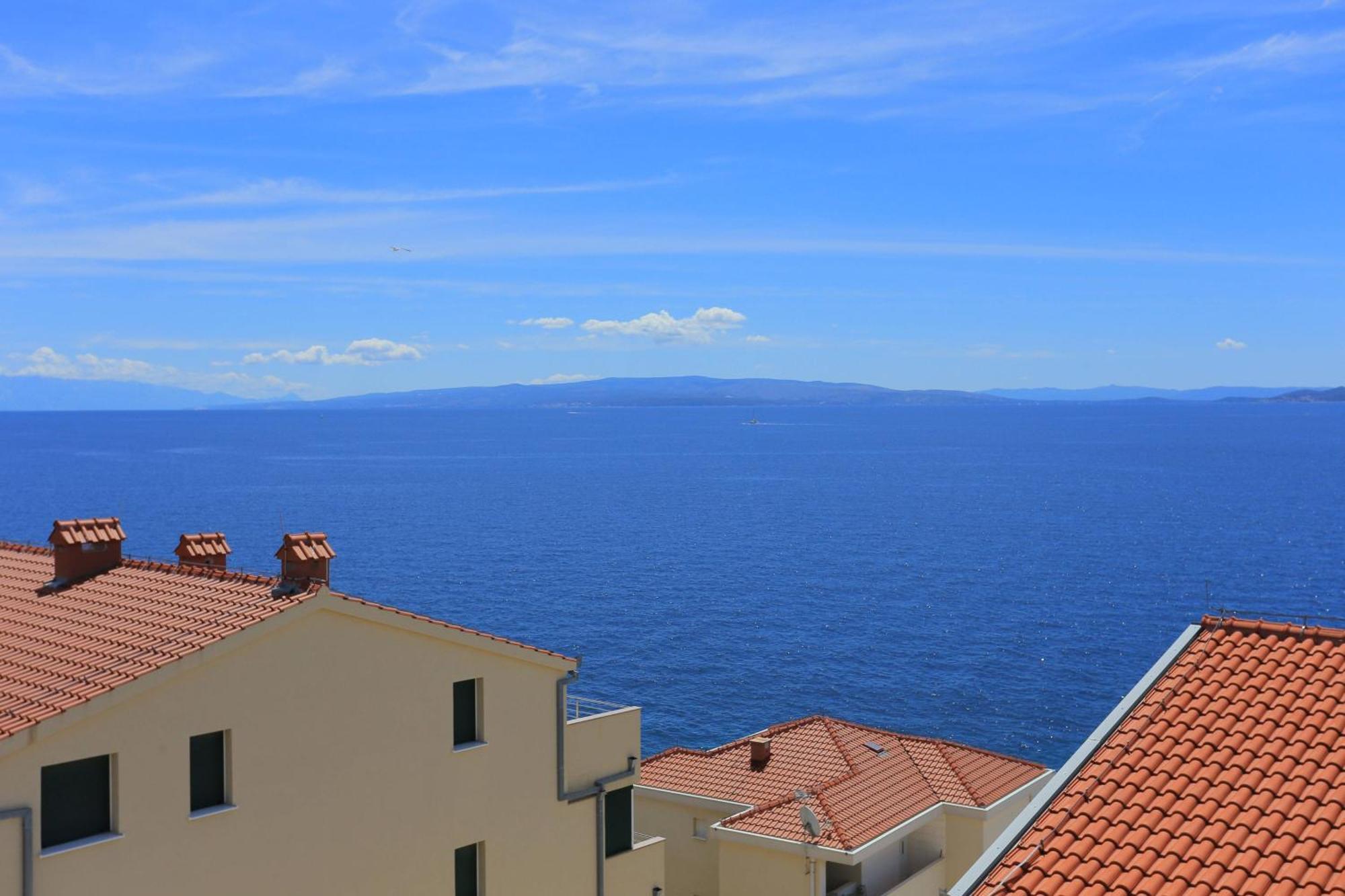 Family Friendly Apartments With A Swimming Pool Businci, Ciovo - 11232 Trogir Extérieur photo