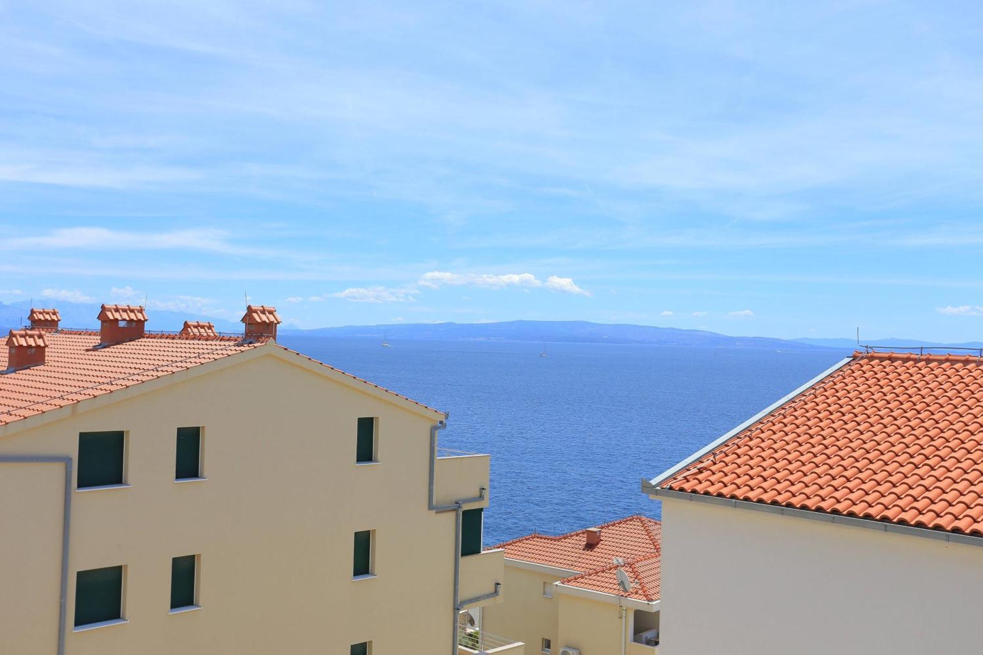 Family Friendly Apartments With A Swimming Pool Businci, Ciovo - 11232 Trogir Extérieur photo