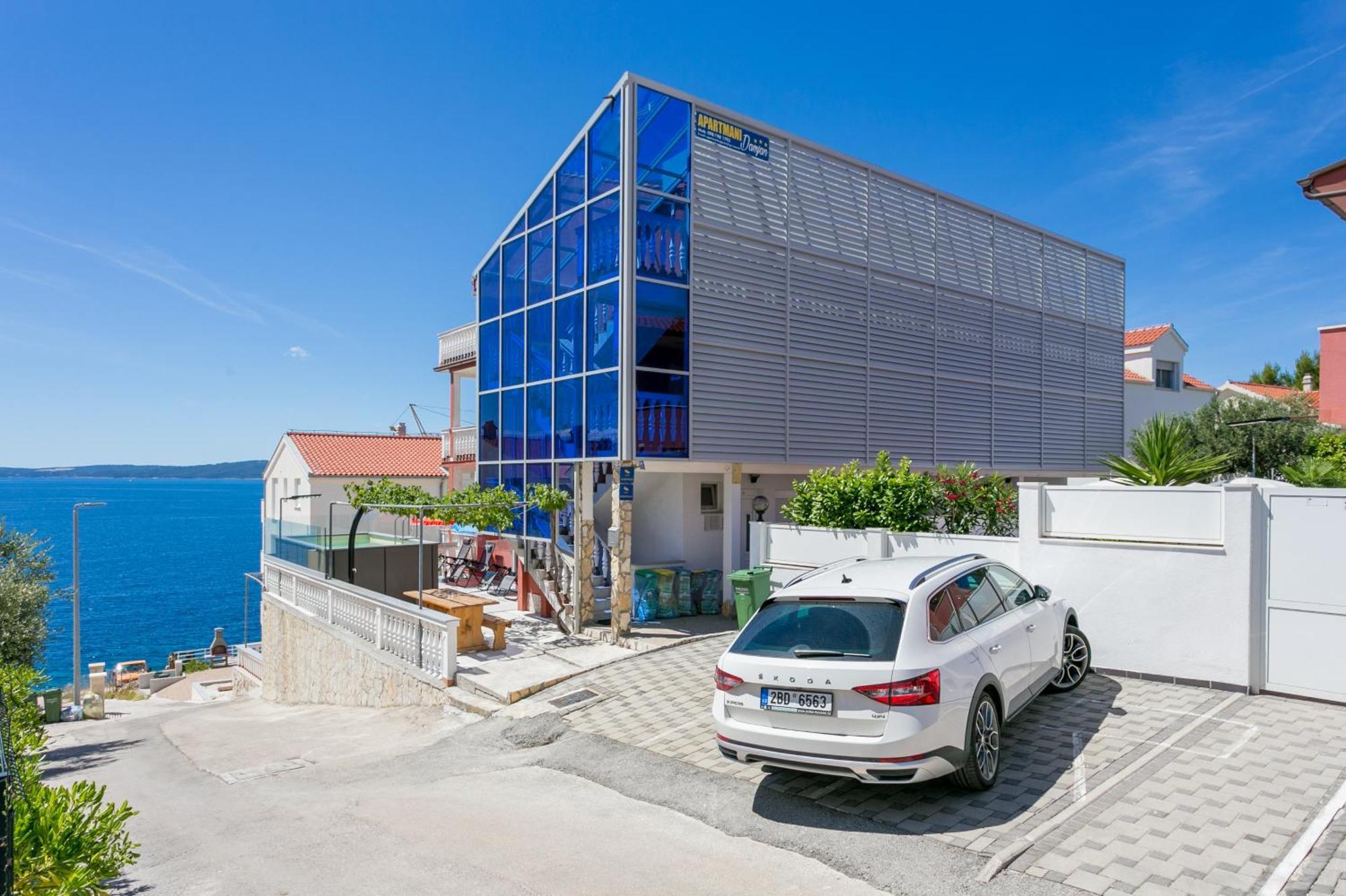 Family Friendly Apartments With A Swimming Pool Businci, Ciovo - 11232 Trogir Extérieur photo
